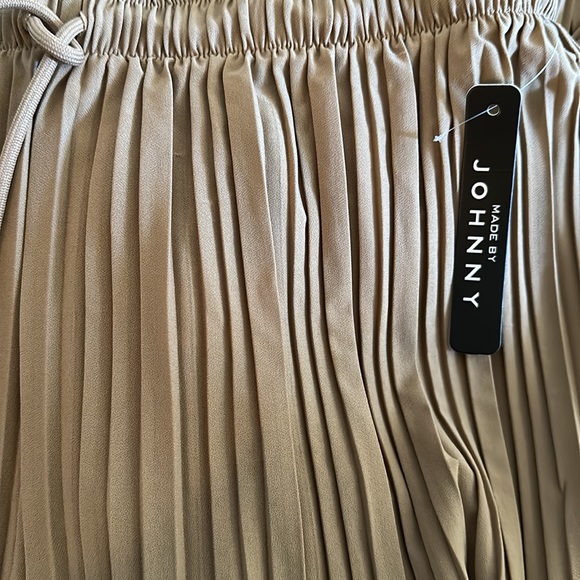 BEACH PANTS BROWN can dress up or down!! - Picture 4 of 4